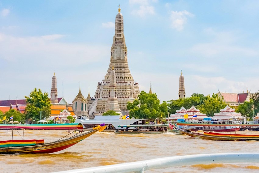 Du Lịch Quốc Tế 30/4 - Top Các Quốc Gia Miễn Visa Cho Khách Du Lịch Việt Nam 2026 