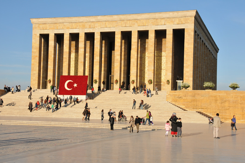 Đồi Boztepe Trabzon - Điểm đến ngắm toàn cảnh thành phố Trabzon và thưởng thức trà truyền thống mới nhất 2026 