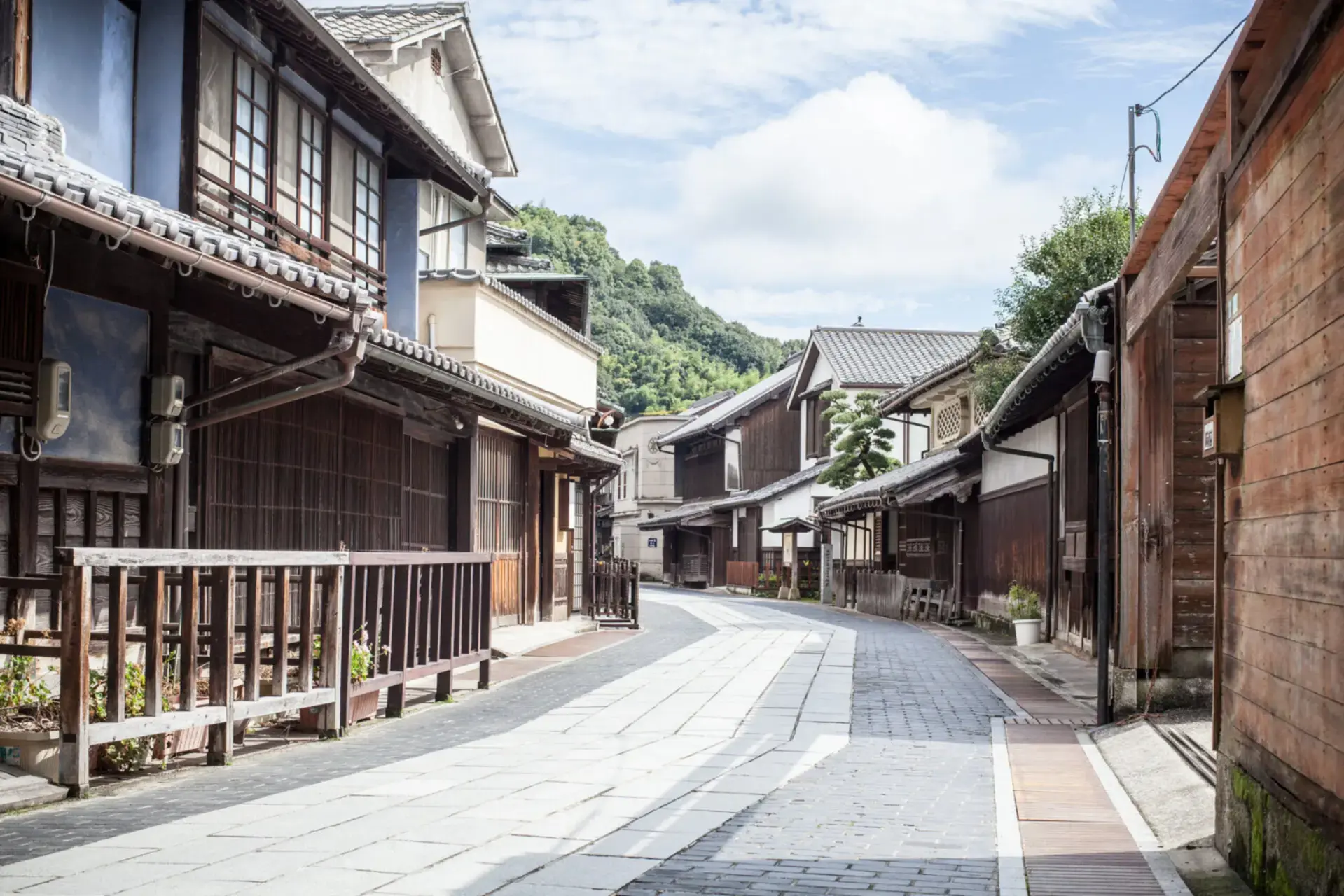 Phố cổ Takehara: 5 điểm khám phá kiến trúc gỗ ở Hiroshima 