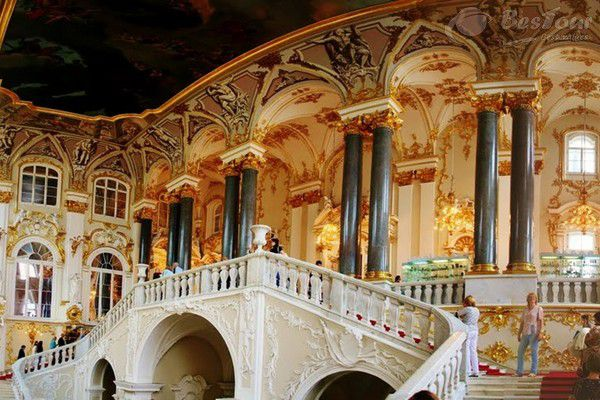 Du Lịch Nga: Check-in 5 Biểu Tượng Được Du Khách Yêu Thích Nhất 2025