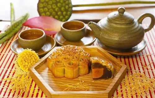 Du Lịch Trung Quốc: Thưởng Thức Trà Long Tỉnh & Bánh Ngọt Truyền Thống Tại Tô Châu