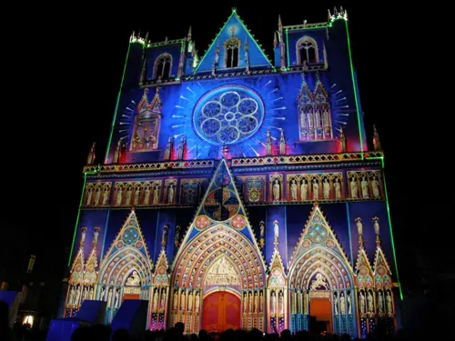 Festival of Lights Lyon – Lễ hội Ánh Sáng rực rỡ giữa lòng nước Pháp mùa đông