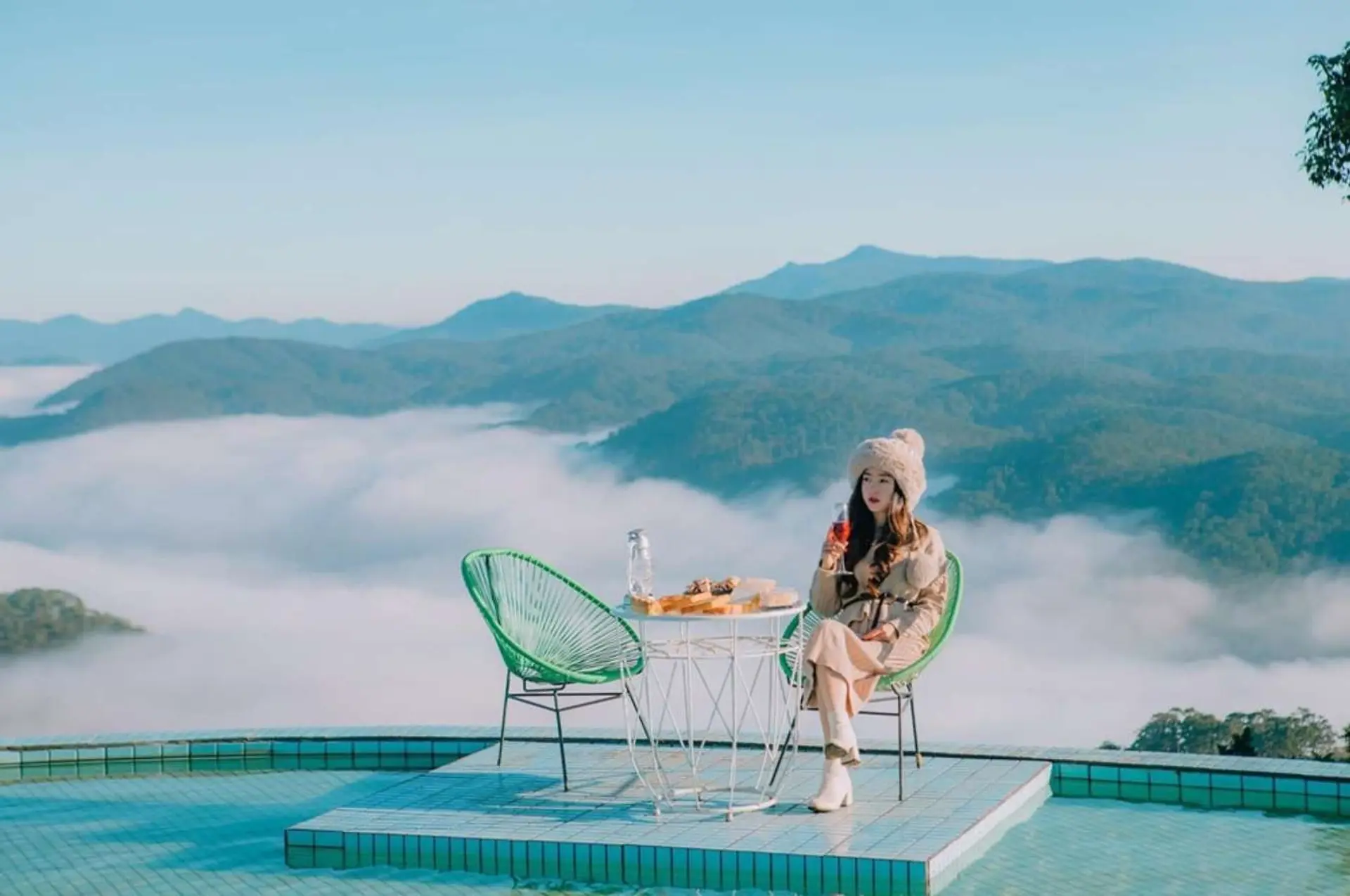 8/3 Cùng Hội Bạn Thân – Top Điểm Check-in "siêu Đỉnh" Cho Chị Em Mê Sống Ảo