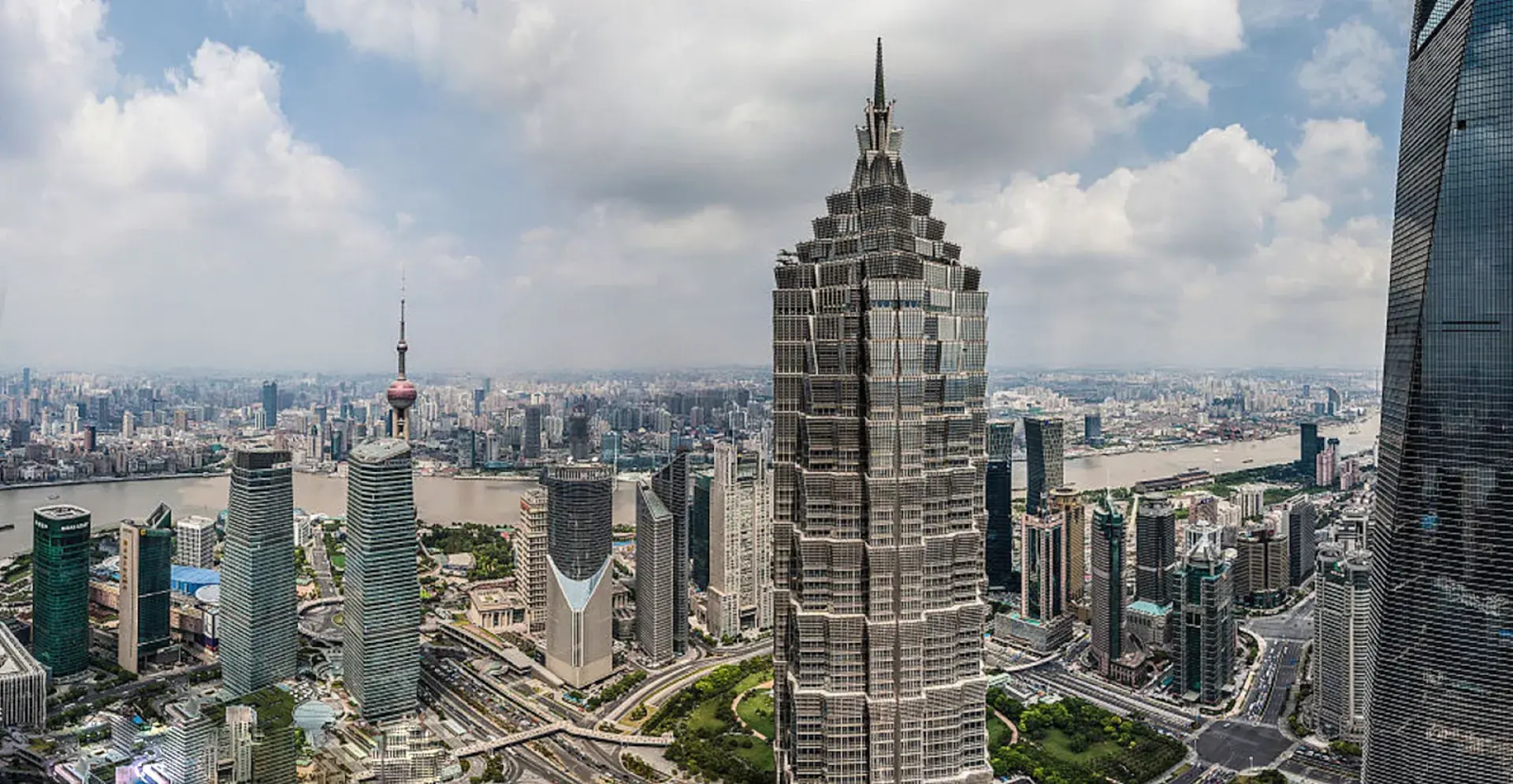 Tháp Kim Mậu Thượng Hải – Biểu tượng kiến trúc hiện đại và điểm ngắm skyline tuyệt đẹp