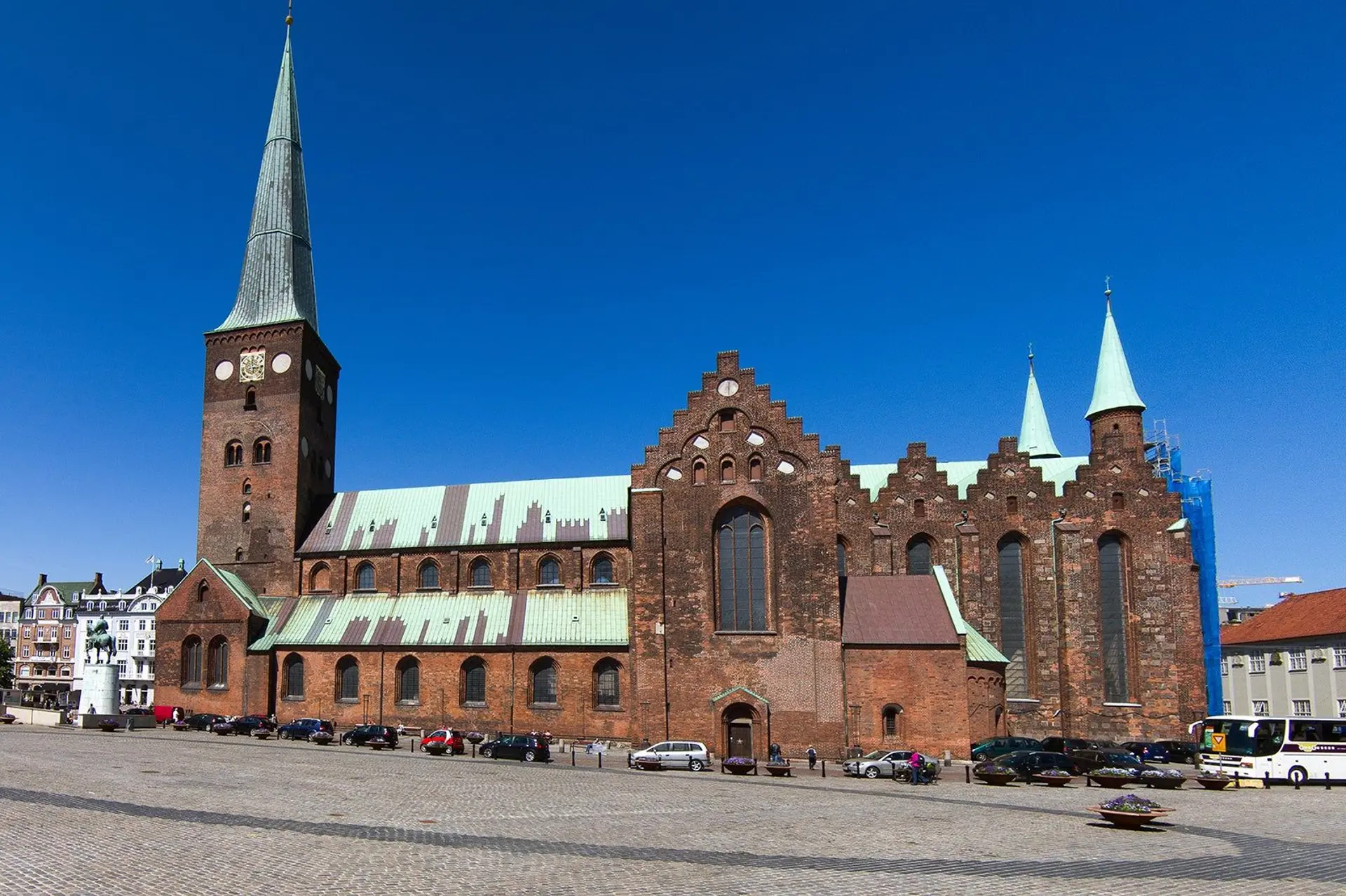 Nhà thờ Aarhus Domkirke: Kiến trúc đậm chất lịch sử tại Đan Mạch